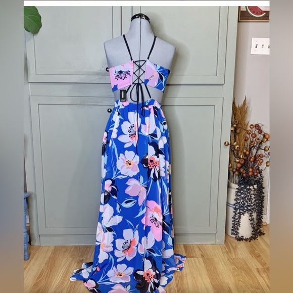 Express maxi dress - Picture 2 of 3